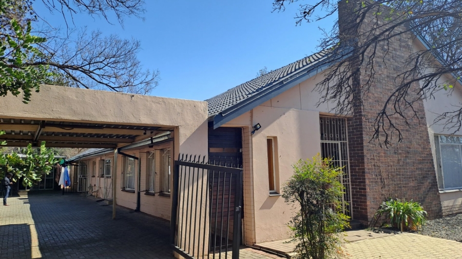 17 Bedroom Property for Sale in Universitas Free State